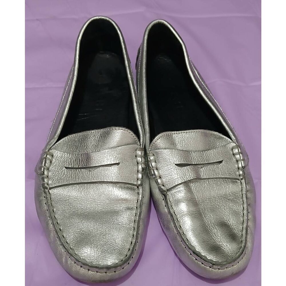 M.gemi womens size 8 Italian leather Moccasin loafer shoes flats silver